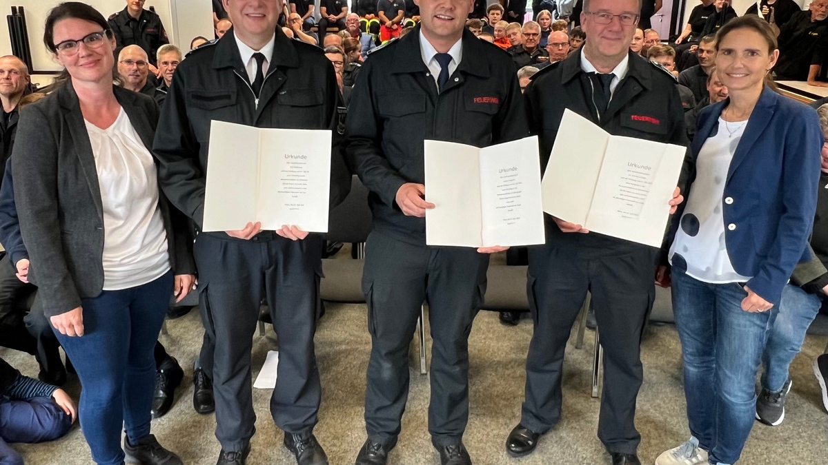 FW-HAAN: Neue Leitung der Feuerwehr Haan ernannt - Foto: presseportal.de