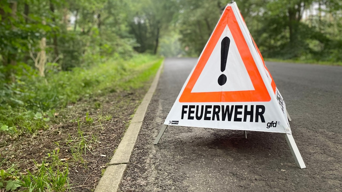 FW Hünxe: Sturmschaden auf Bottroper Einsatzgebiet - Foto: presseportal.de