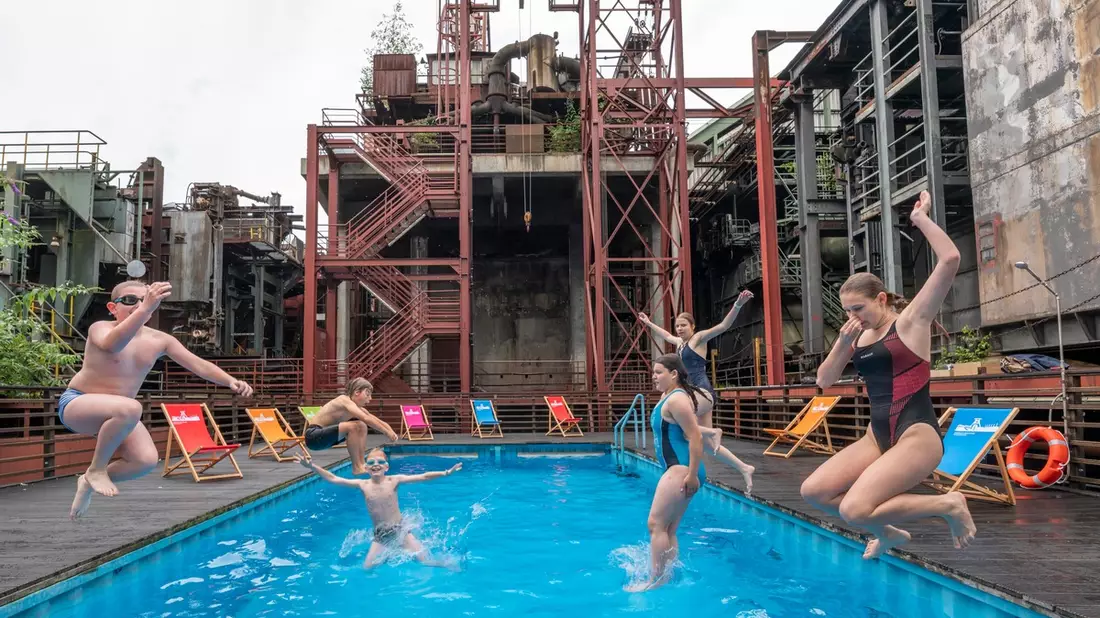 Werksschwimmbad auf Zollverein erfolgreich eröffnet / Coolster Pool im Westen bis zum 25. August 2024 geöffnet - Bild: presseportal.de