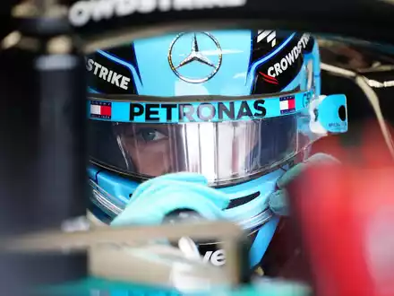 Mercedes-Pilot George Russell hat sich in Silverstone die Pole gesichert. - Foto: David Davies/PA Wire/dpa