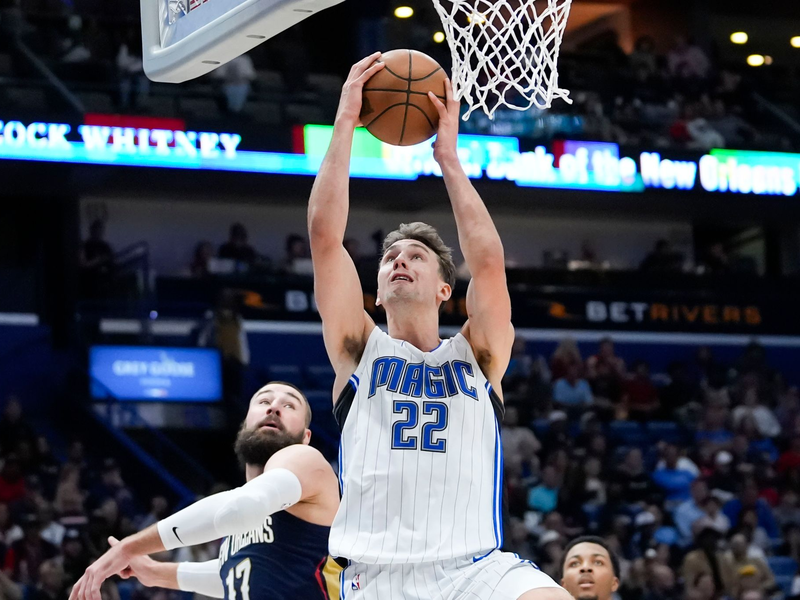 Geldsegen: Basketball-Star Franz Wagner soll in den nächsten fünf Jahren rund 206 Millionen Euro erhalten.  - Foto: Gerald Herbert/AP