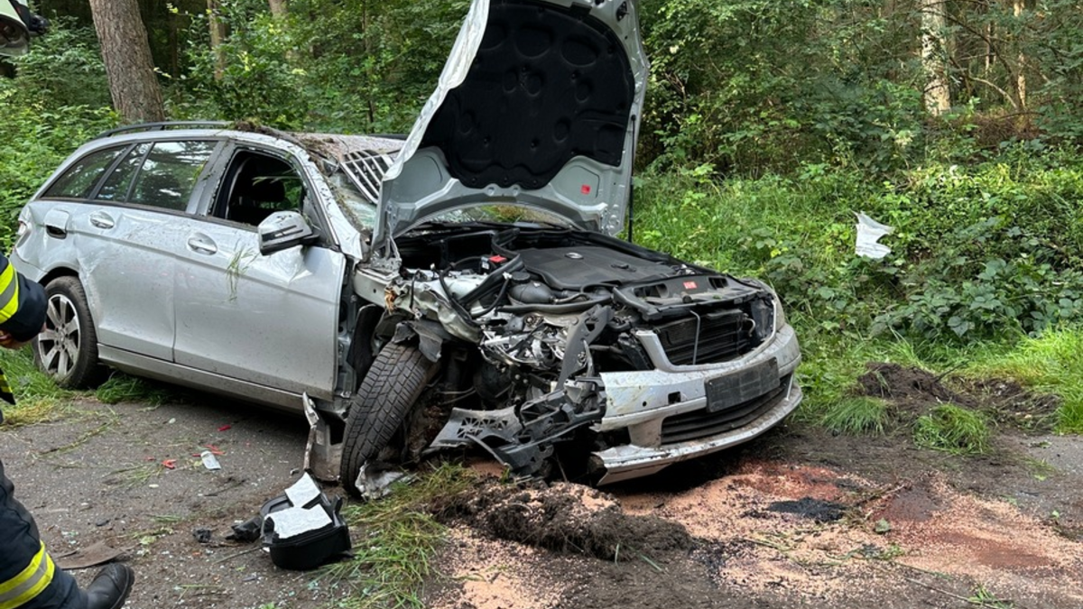 FW-ROW: Verkehrsunfall im Morgengrauen - Foto: presseportal.de