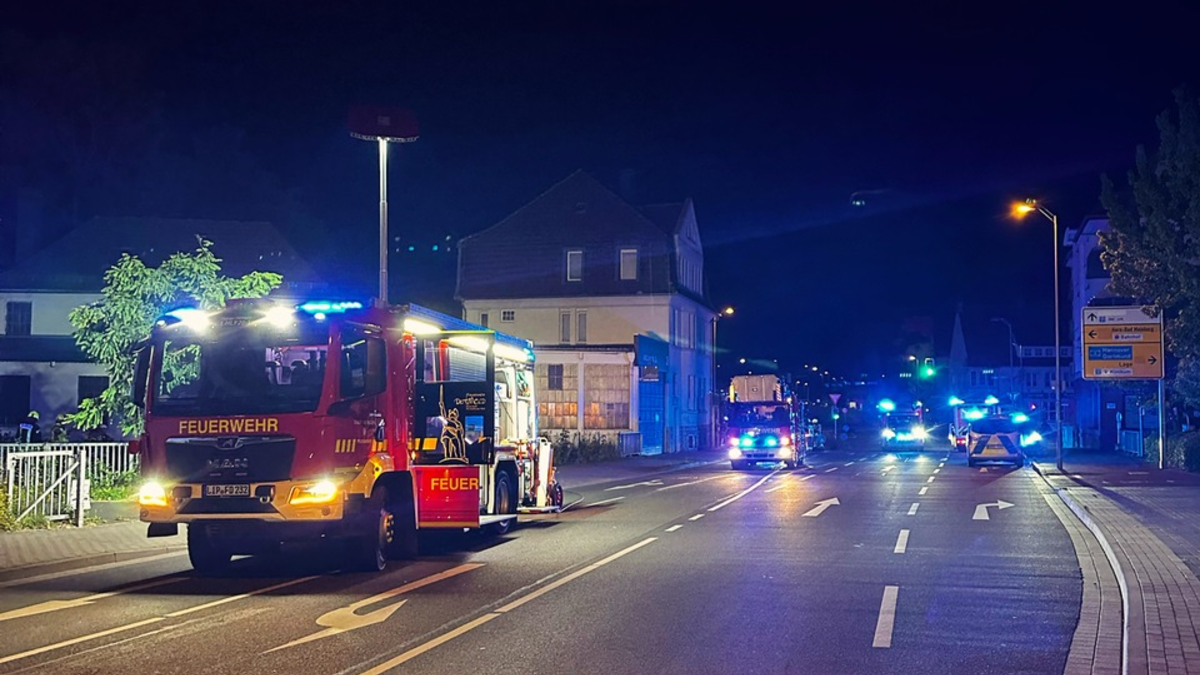 FW-DT: Brand in Mehrfamilienhaus an der Wotanstraße - Foto: presseportal.de