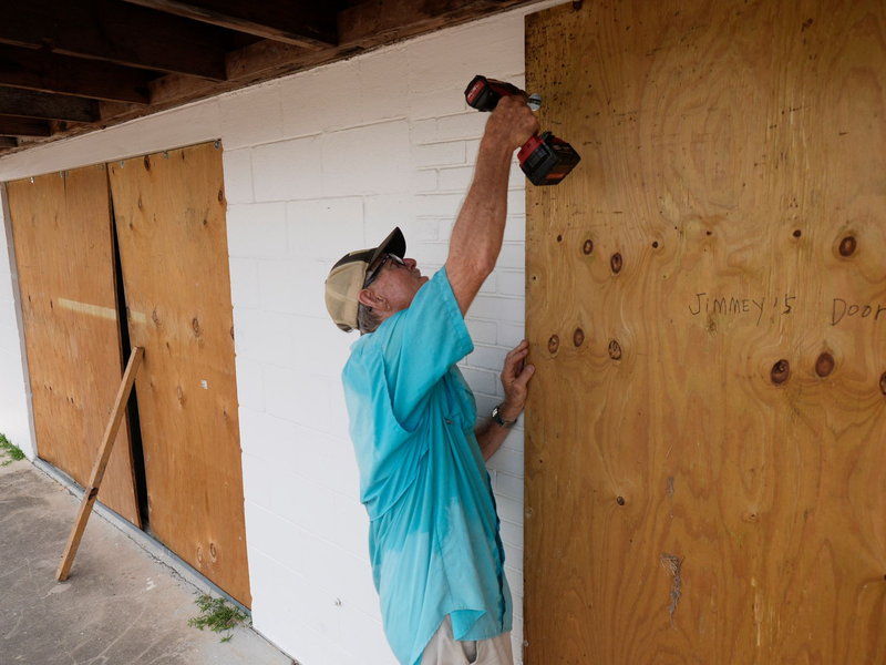 Der Wirbelsturm hat vor Texas an Stärke gewonnen - Foto: Eric Gay/AP/dpa