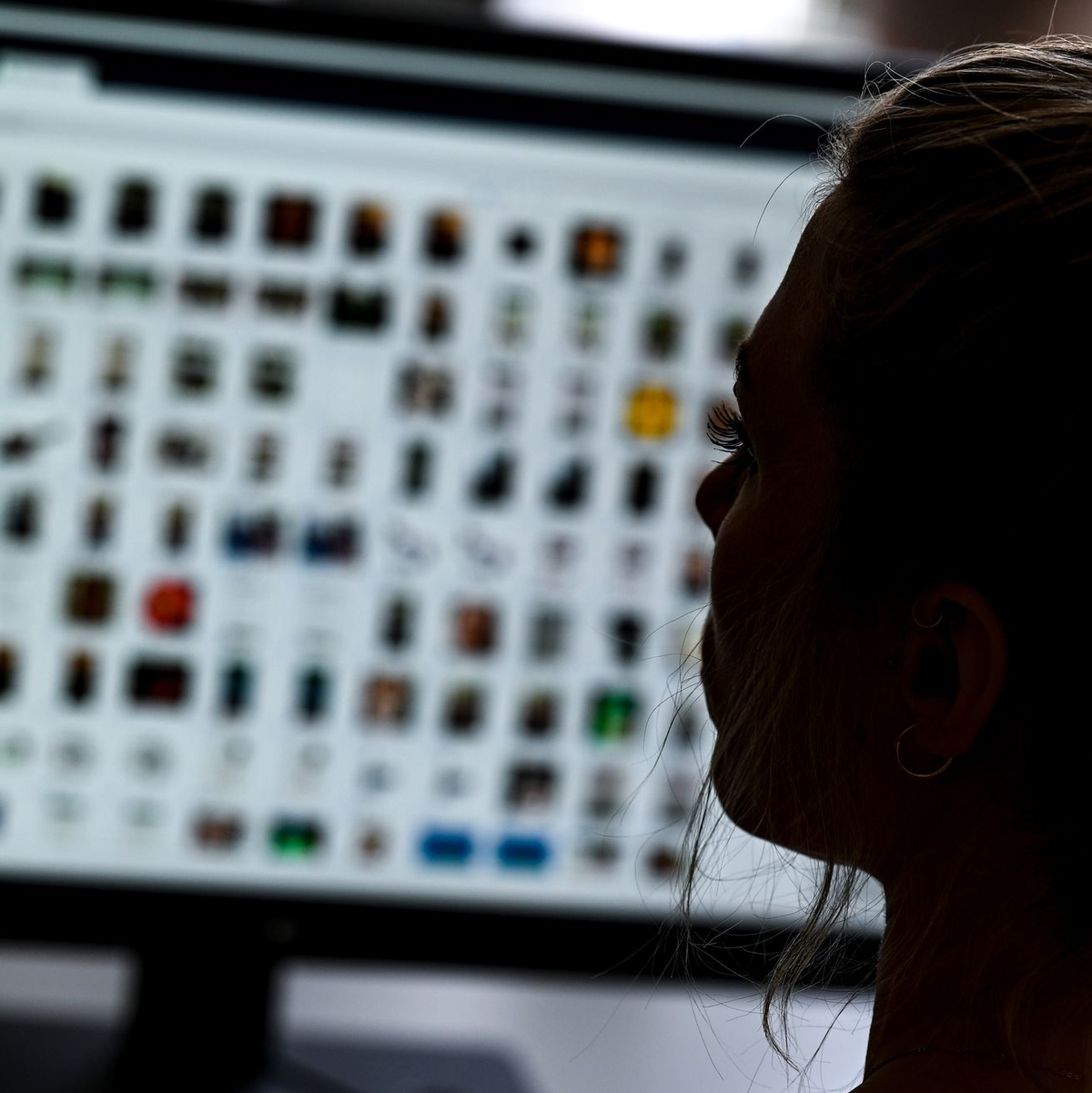 Der Kinderschutzbund fordert mehr Anstrengungen im Kampf gegen Missbrauchsdarstellungen im Internet. (Symbolbild) - Foto: Arne Dedert/dpa