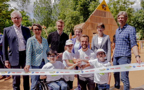 Gelebte Inklusion: Initiative Stück zum Glück realisiert einzigartiges inklusives Spielplatzprojekt in historischer Parkanlage in Cottbus - Foto: presseportal.de