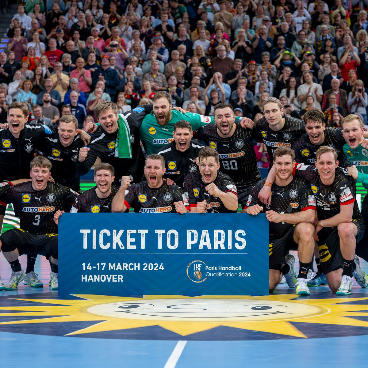 Die Handballer haben sich für das Olympia-Turnier qualifiziert. - Foto: David Inderlied/dpa