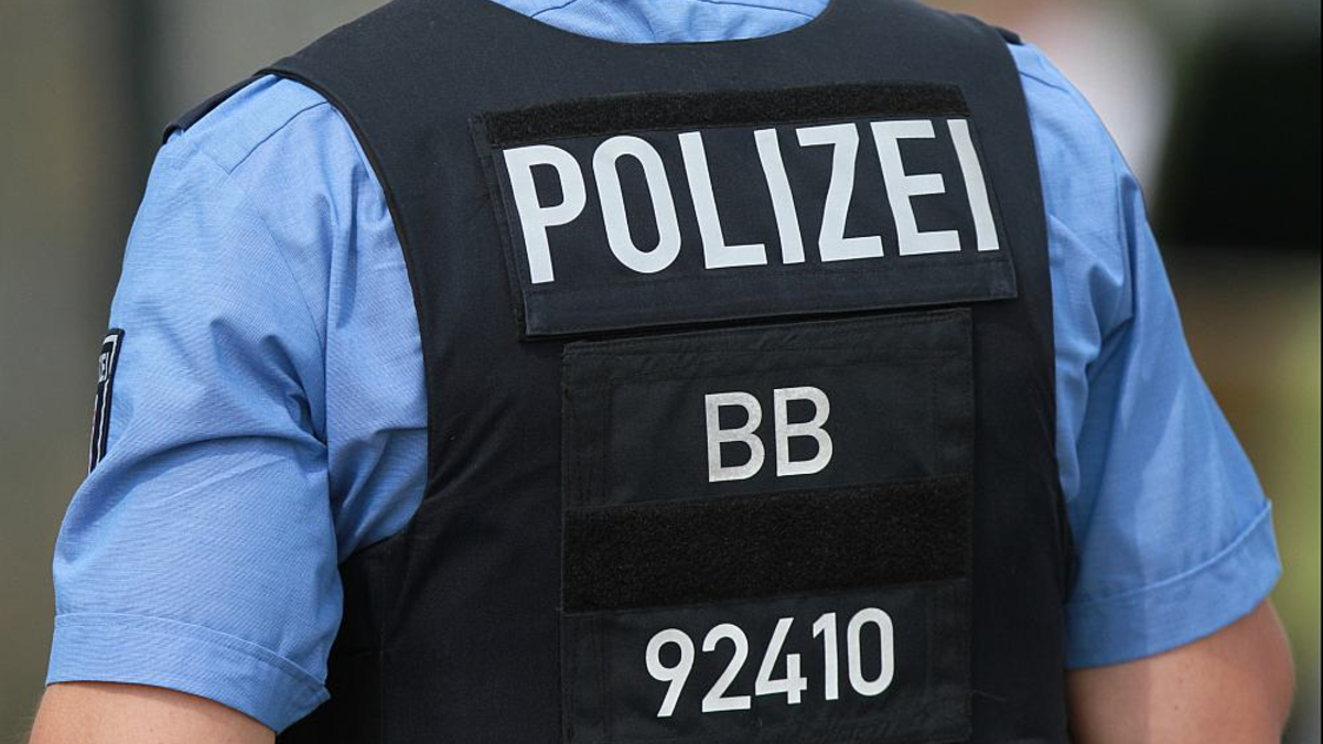 Polizist (Archiv) - Foto: über dts Nachrichtenagentur