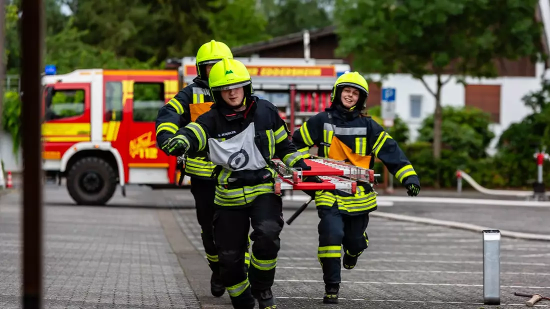 Feuerwehr MTK: Erfolgreiches Wettkampfwochenende für Hattersheimer Feuerwehren: Jugendfeuerwehr Hattersheim und Leistungsgruppe Eddersheim qualifizieren sich für Landesentscheide - Bild: presseportal.de