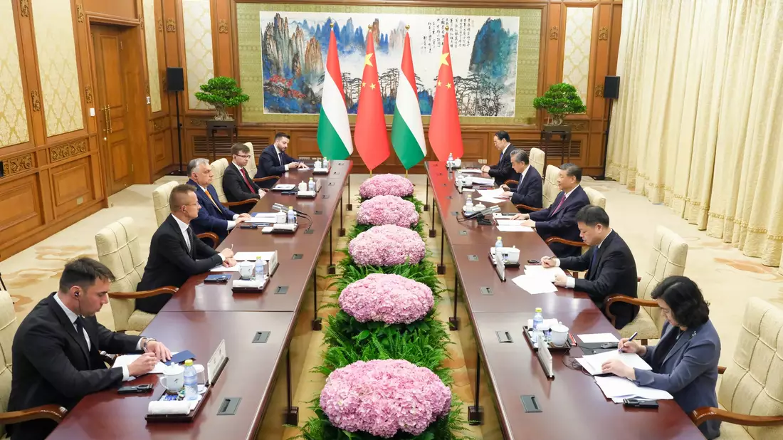 China gilt wegen seines Einflusses auf Russland als wichtiges Land in der Lösung des Ukraine-Krieges.   - Bild: Ding Lin/XinHua/dpa