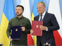 Tusk sieht in der Verteidigung der Ukraine auch eine Verteidigung des eigenen Landes. - Foto: Radek Pietruszka/PAP/dpa