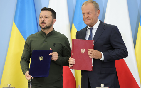 Tusk sieht in der Verteidigung der Ukraine auch eine Verteidigung des eigenen Landes. - Foto: Radek Pietruszka/PAP/dpa