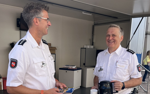 POL-NI: Landkreis Nienburg und Schaumburg - Termine Coffee with a cop - Foto: presseportal.de