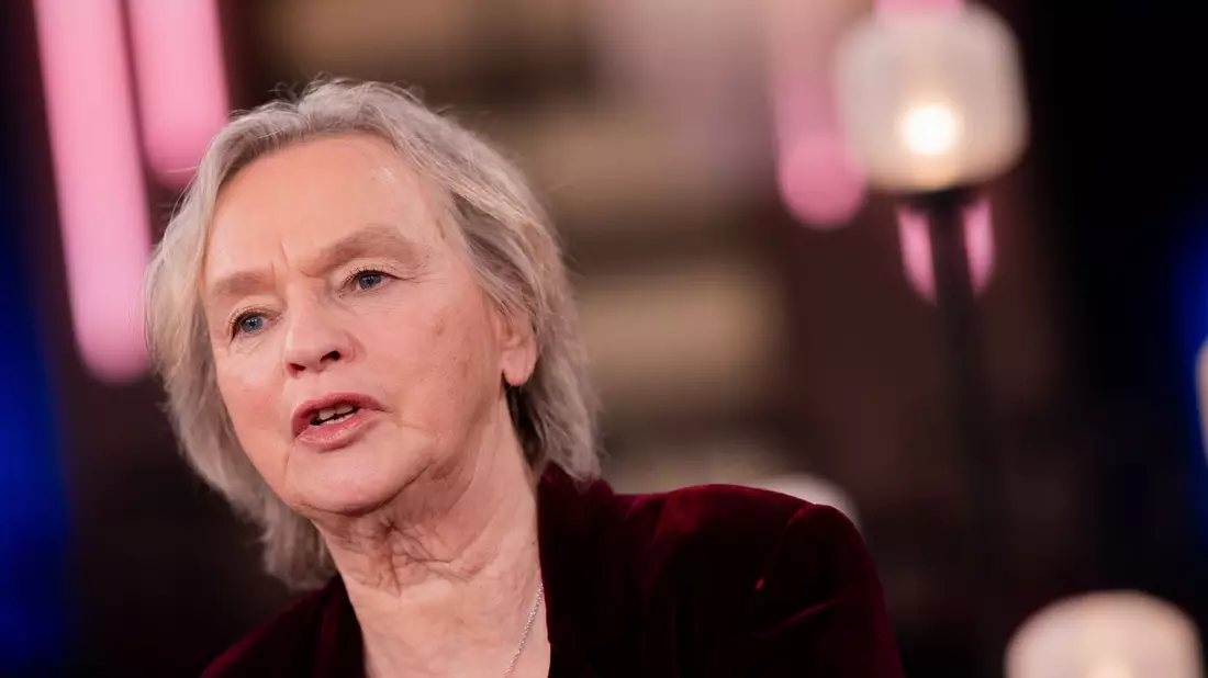 Elke Heidenreich hat auch mit ihrem neuen Buch wieder einen Bestseller gelandet. - Bild: Rolf Vennenbernd/dpa