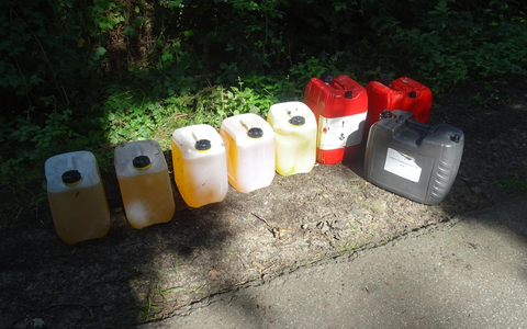 POL-SE: Quickborn - Illegale Müllentsorgung - Unbekannte Täter entsorgen Kanister mit unbekannten Flüssigkeiten - Polizei bittet um Zeugenhinweise - Foto: presseportal.de