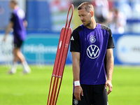 Der Wechsel von Waldemar Anton zum BVB ist perfekt. - Foto: Federico Gambarini/dpa