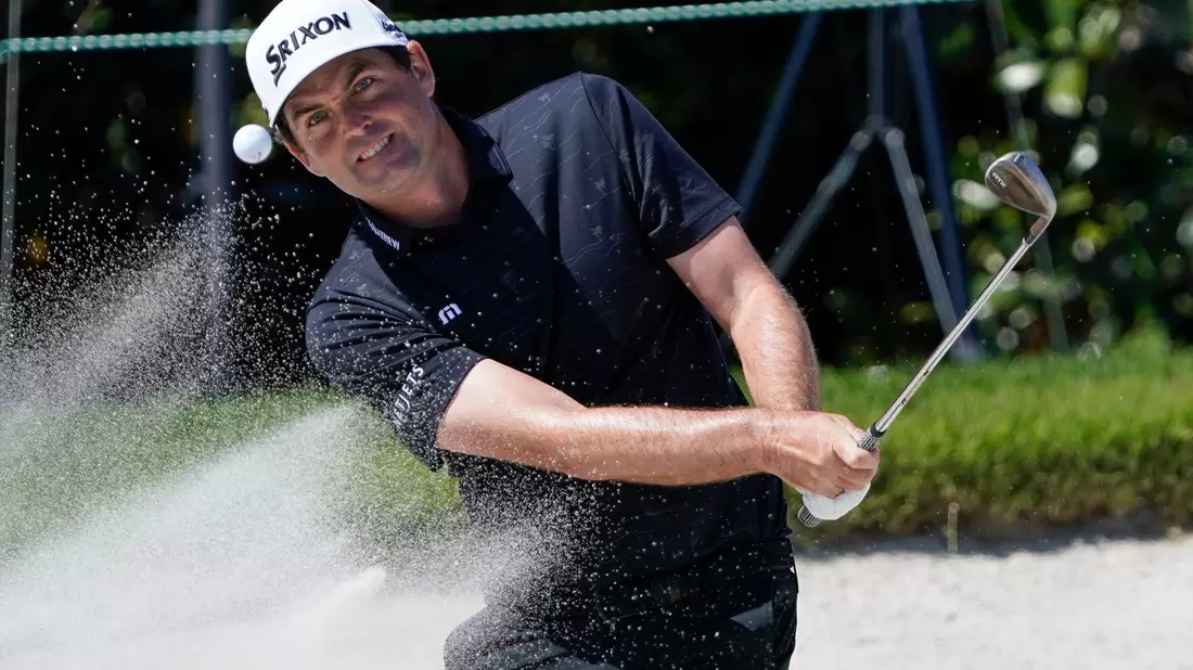 Keegan Bradley wird 2025 das Ryder-Cup-Team der USA als Kapitän anführen. - Bild: John Raoux/AP/dpa