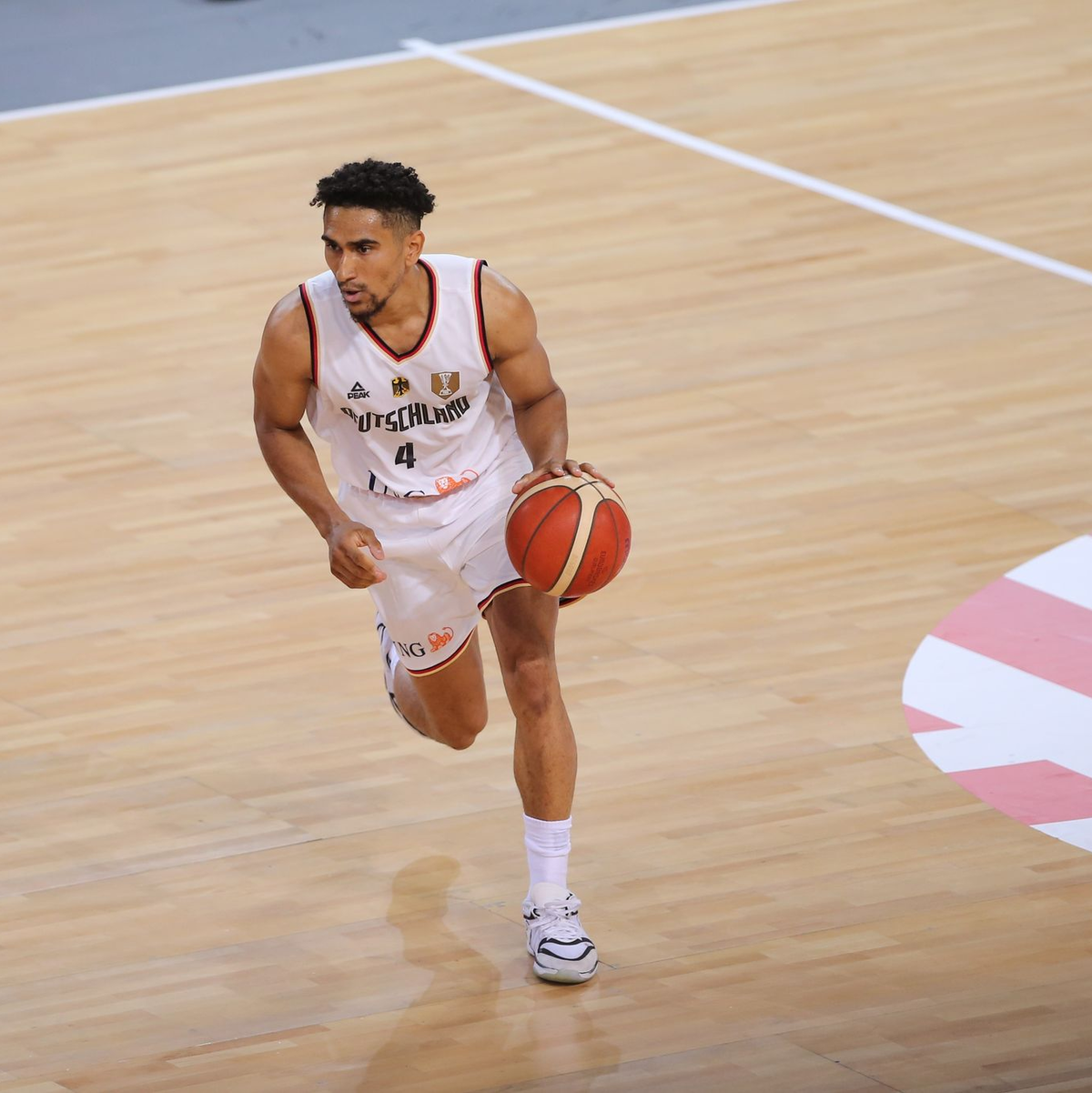 Maodo Lo will nach WM-Gold auch eine Olympia-Medaille. - Foto: Matthias Stickel/dpa