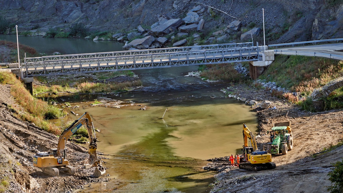 Die Bahn kommt beim Wiederaufbau der Ahrtalstrecke voran (Archivbild) - Foto: Thomas Frey/dpa
