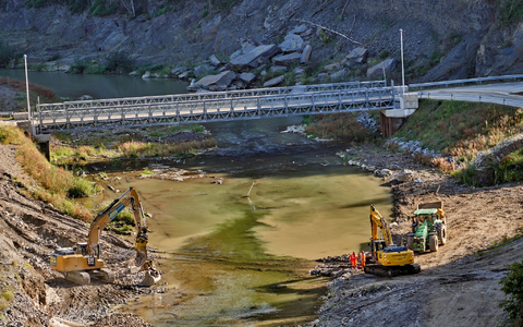 Die Bahn kommt beim Wiederaufbau der Ahrtalstrecke voran (Archivbild) - Foto: Thomas Frey/dpa