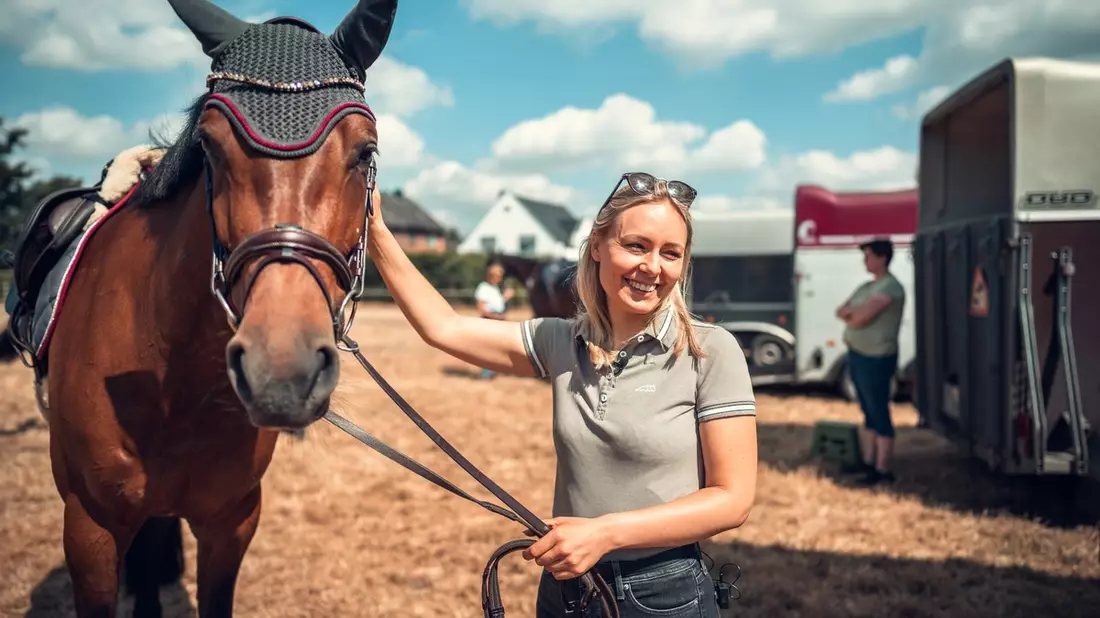 Vanessa Klett: 5 Tipps, um die Angst vor dem Springreiten zu lösen - Bild: presseportal.de