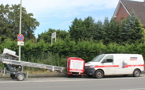 POL-UN: Werne - Verkehrsunfall mit Sachschaden durch verlorenen Anhänger - Foto: presseportal.de