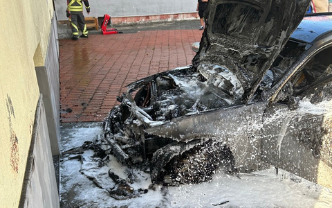 POL-PDTR: Fahrzeugbrand Esso-Tankstelle Birkenfeld - Foto: presseportal.de