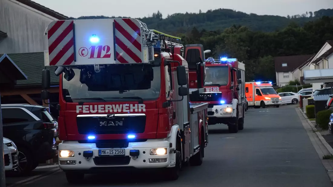 FW-MK: Gartenlaube im Vollbrand - Bild: presseportal.de