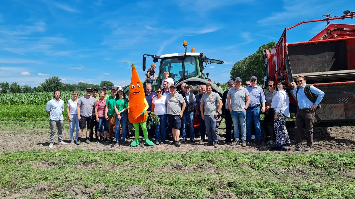 Feier zum Saisonstart der heimischen Möhre - Foto: presseportal.de