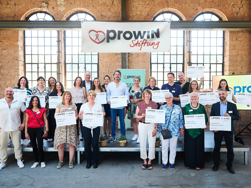 proWIN Stiftung spendet 190.000 Euro für Kinderhilfsprojekte - Foto: presseportal.de