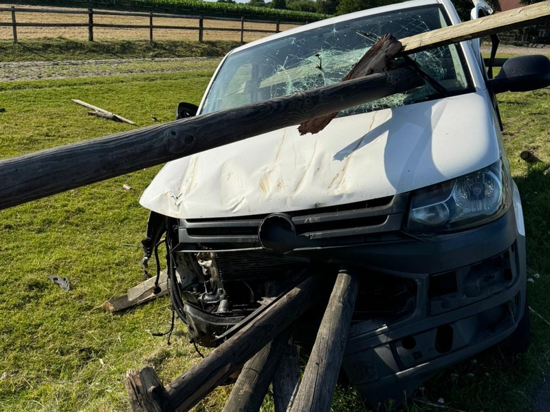 POL-MS: Betrunken gegen einen Weidezaun gefahren - 27-Jähriger leicht verletzt - Foto: presseportal.de