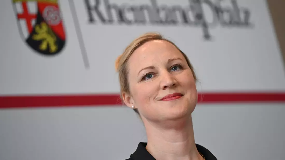Die neue rheinland-pfälzische Sozialministerin Dörte Schall (SPD). - Bild: Arne Dedert/dpa