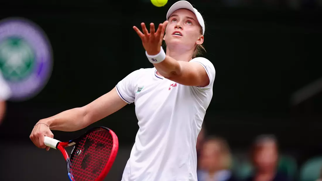 Rybakina hatte 2022 in Wimbledon ihren bisher einzigen Grand-Slam-Erfolg gefeiert. - Bild: Mike Egerton/PA Wire/dpa