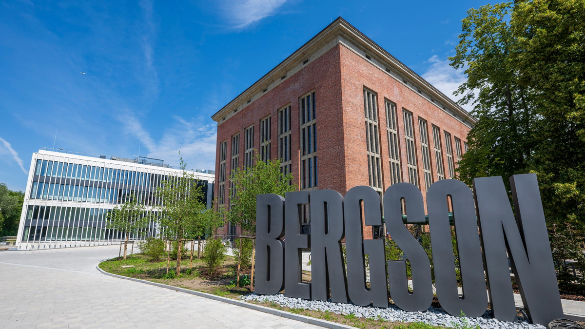Blick ins Atrium des Bergson - Foto: Peter Kneffel/dpa