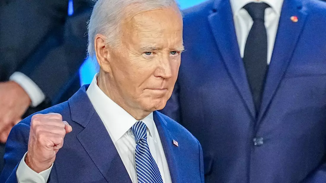 Gastgeber Joe Biden: Der US-Präsident repräsentiert die größte Militärmacht der Welt. - Bild: Kay Nietfeld/dpa