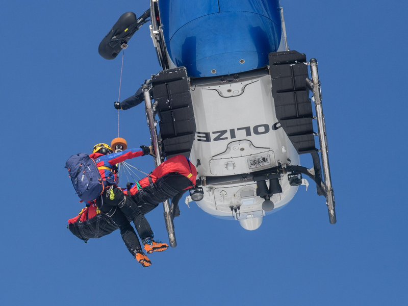 Ein deutscher Wanderer ist vor den Augen seiner Enkelin tödlich verunglückt (Symbolbild). - Foto: Matthias Balk/dpa