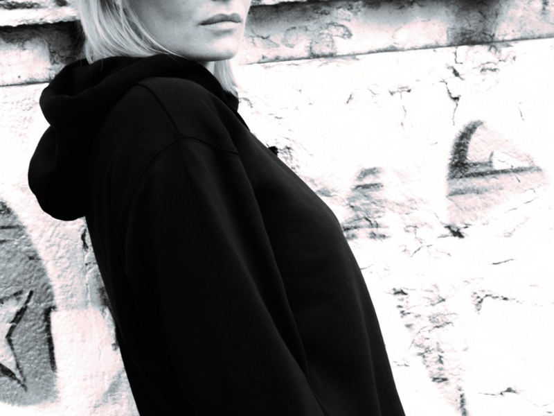 Sarah Connor fordert von TUI weltweit Freiheit für Orcas: Sängerin und Orca-Taucherin appelliert zum World Orca Day an Vorstandsvorsitzenden - Foto: presseportal.de