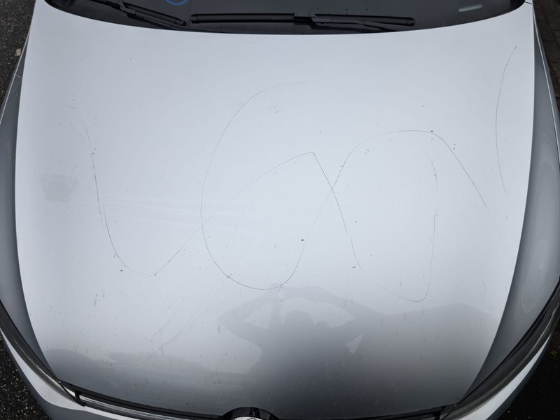 POL-SE: Prisdorf - Unbekannte verursachen erheblichen Sachschaden an diversen Fahrzeugen - Polizei sucht Zeugen - Foto: presseportal.de