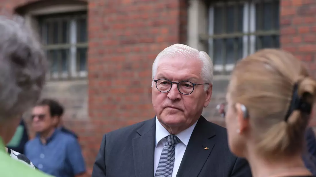 Im einst berüchtigten DDR-Frauengefängnis Hoheneck erinnert eine neue Gedenkstätte an die Schicksale politischer Häftlinge. - Bild: Sebastian Willnow/dpa