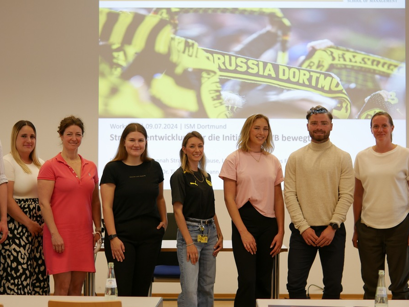 Praxisprojekt BVB Bewegt / ISM Studenten beraten Borussia Dortmund bei der strategischen Weiterentwicklung einer Nachhaltigkeitsinitiative zur Förderung von Kindern und Jugendlichen aus Dortmund - Foto: presseportal.de
