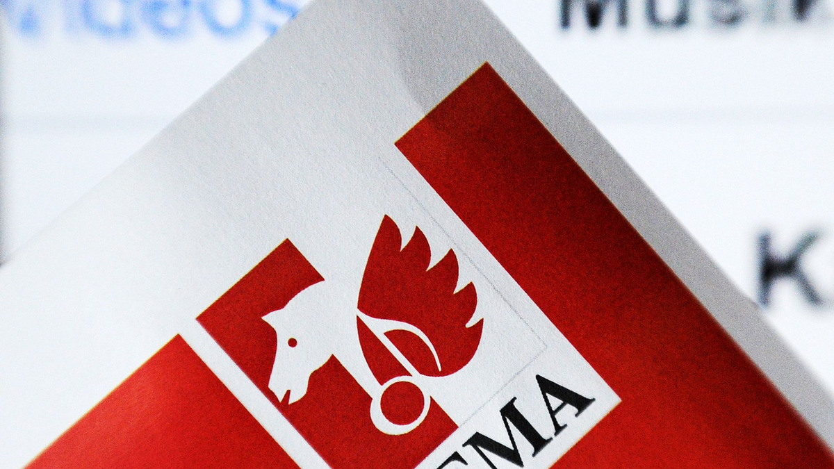 Aus Sicht der Gema sollten KI-Firmen, die auf Grundlage bestehender Kompositionen Musik generieren, zur Kasse gebeten werden. (Archivbild) - Foto: Marcus Brandt/dpa