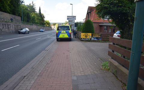POL-HM: Gestürzte Fahrerin eines Elektrorollers - Polizei sucht Zeugen - Foto: presseportal.de