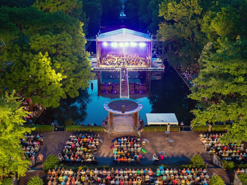 Der Tod in Weimar / Sandra Hüller, Martin Kohlstedt und Thomas Thieme beim Weimarer Sommer - Foto: presseportal.de