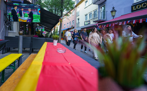 Volle Kassen durch die FuĂźball-EM - das haben offenbar nicht viele Gastronomen erlebt. (Archivbild) - Foto: Andreas Arnold/dpa Volle Kassen durch die FuĂźball-EM - das haben offenbar nicht viele Gastronomen erlebt. (Archivbild) - Foto: Andreas Arnold/dpa