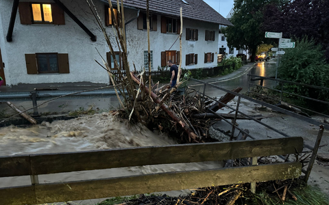 Unwetterschäden können teuer werden (Symbolbild) - Foto: Michael Breher/dpa