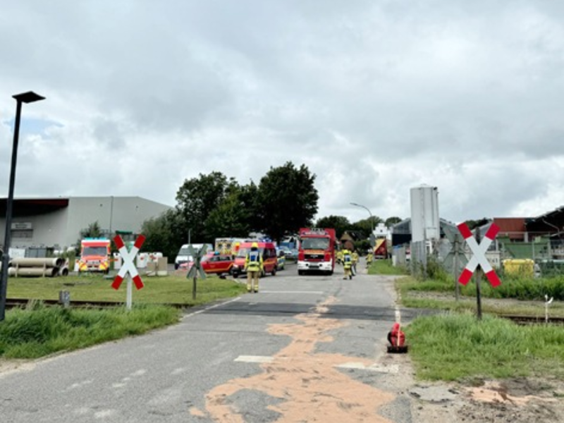 BPOL-FL: Garding - Kollision PKW mit Zug - Foto: presseportal.de