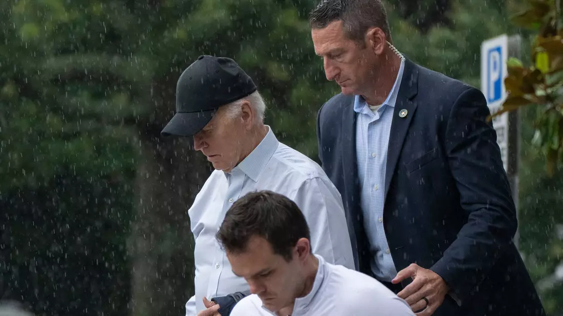 US-Präsident Biden will vor Kameras sprechen. - Bild: Manuel Balce Ceneta/AP/dpa