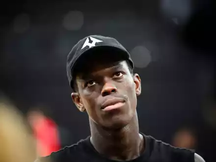 Dennis Schröder und die Basketballer wollen an der Eröffnungsfeier der Olympischen Spiele in Paris teilnehmen. - Foto: Gregor Fischer/dpa