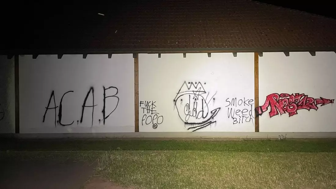 POL-PPWP: Graffiti gesprüht - Bild: presseportal.de
