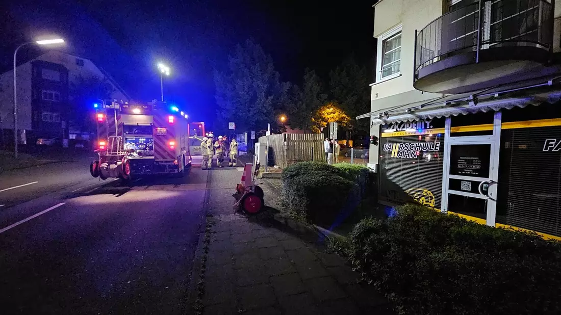 FW Burscheid: Essen auf Herd sorgt für Einsatz - Rauchmelder schlägt Alarm - Bild: presseportal.de